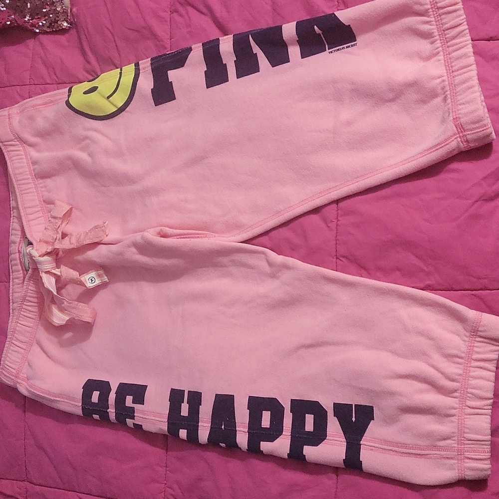 Victoria's Secret PINK Capri Joggers, Medium, Pink 🙂